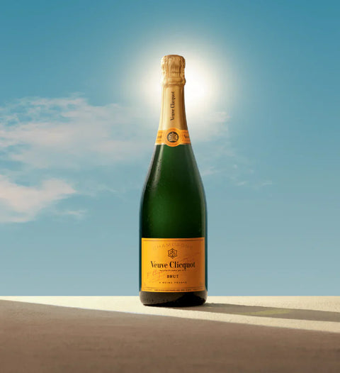 Champagne vs Australian Sparkling Wine: A Comprehensive Comparison